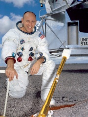 Photo of Alan Bean