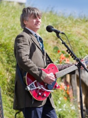 Photo of Neil Finn