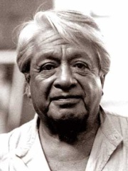 Photo of Oswaldo Guayasamín