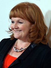 Photo of Lesley Nicol