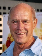 Photo of Geoffrey Lewis