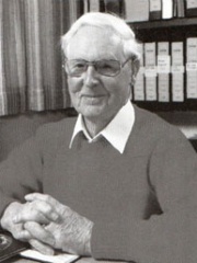 Photo of Frank Fenner