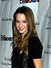 Photo of Kay Panabaker