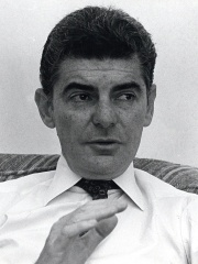 Photo of Richard Benjamin