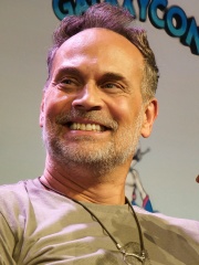 Photo of Todd Stashwick