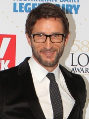 Photo of Jonathan LaPaglia