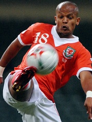 Photo of Robert Earnshaw