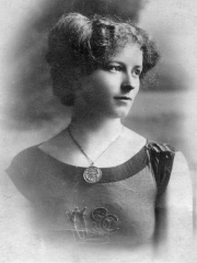 Photo of Jennie Fletcher