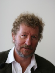 Photo of Sebastian Faulks