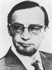 Photo of Paavo Haavikko