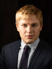 Photo of Ronan Farrow