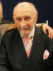 Photo of Roy Dotrice