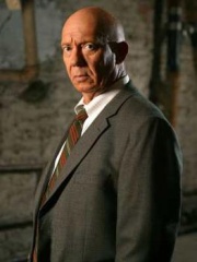 Photo of Dann Florek