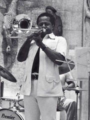 Photo of Slide Hampton