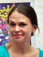 Photo of Sutton Foster