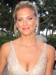 Photo of Bar Refaeli