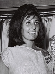 Photo of Alma Cogan