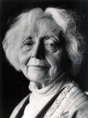 Photo of Nina Grieg