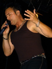 Photo of Geoff Tate