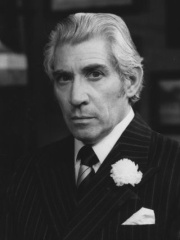 Photo of Frank Finlay