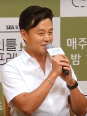 Photo of Lee Seo-jin