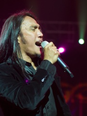 Photo of Arnel Pineda