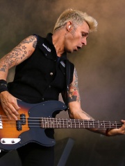 Photo of Mike Dirnt