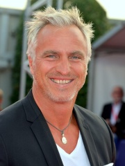 Photo of David Ginola