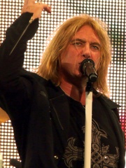 Photo of Joe Elliott