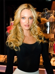 Photo of Candice Swanepoel