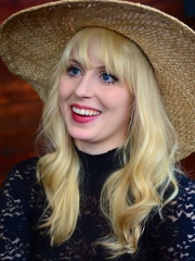 Photo of Amanda Jenssen