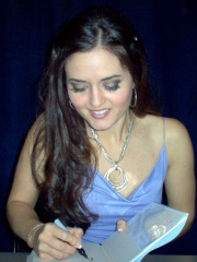 Photo of Danica McKellar