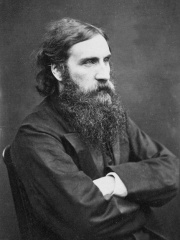 Photo of George MacDonald