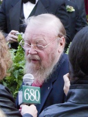 Photo of Farley Mowat