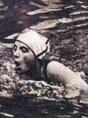 Photo of Lucy Morton