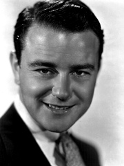 Photo of Lew Ayres