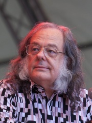 Photo of David Lindley