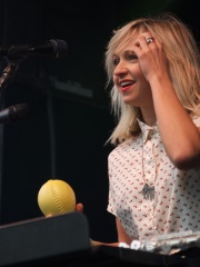 Photo of Ashleigh Ball