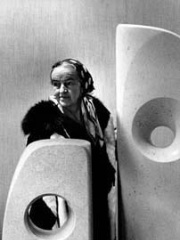 Photo of Barbara Hepworth