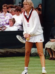 Photo of Caroline Vis