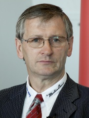 Photo of Bruce Rioch