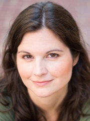 Photo of Lisa Jakub