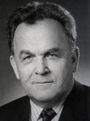 Photo of Otto Stich