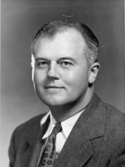 Photo of Robert J. Van de Graaff