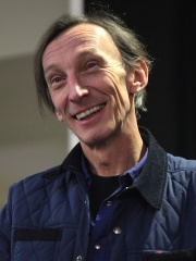 Photo of Julian Richings