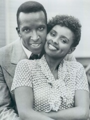 Photo of Dorian Harewood