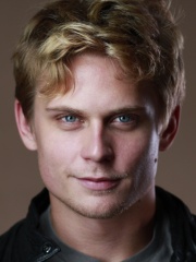 Photo of Billy Magnussen