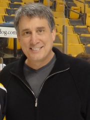 Photo of Cam Neely