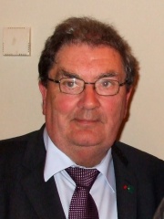 Photo of John Hume