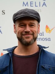Photo of Elliot Cowan
